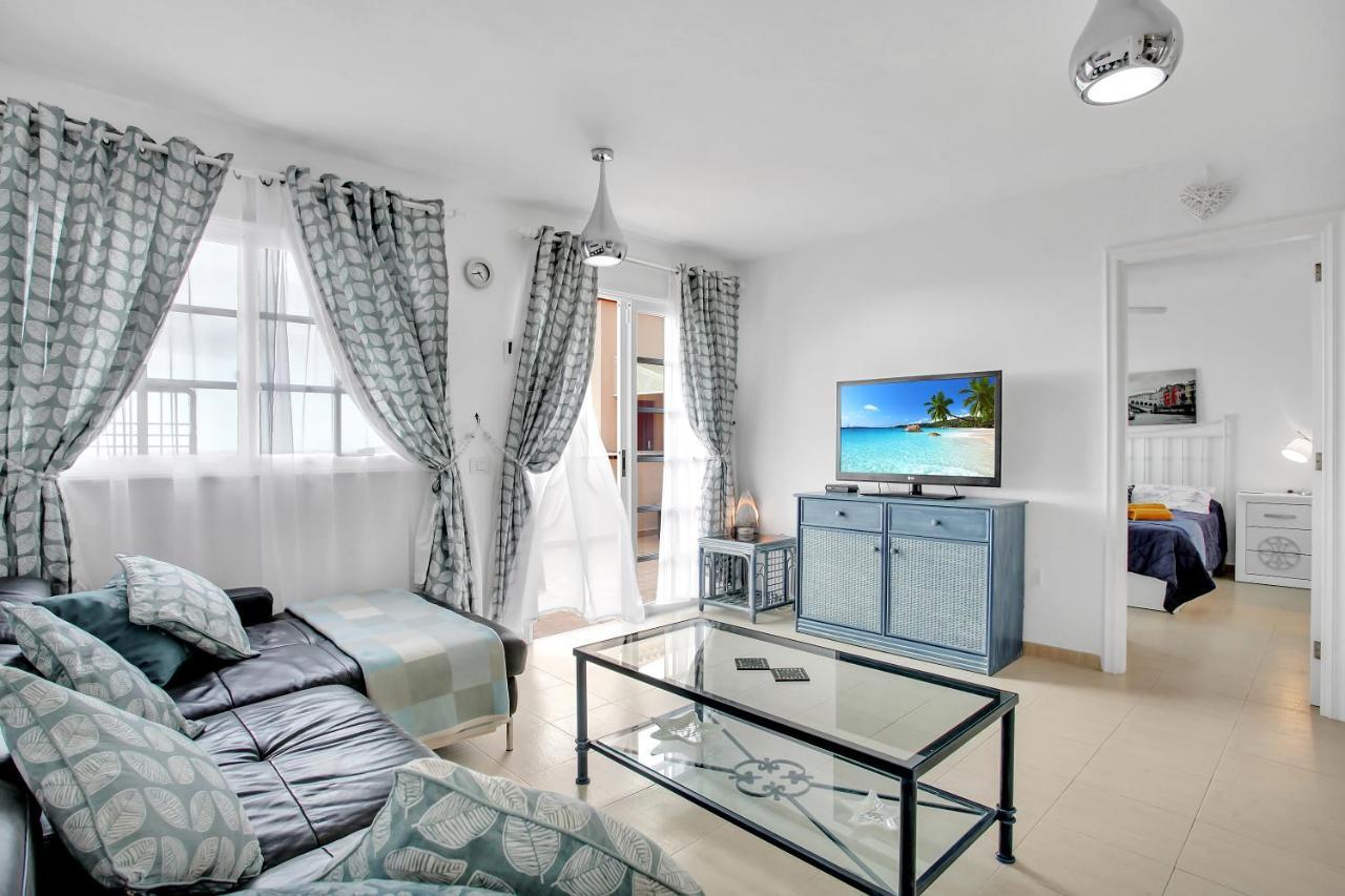 Top Floor, Sea View, Huge Terrace, Heated Pool, Garage Los Cristianos  Exterior foto